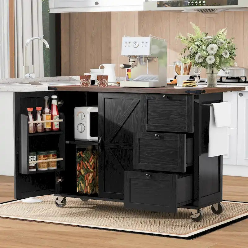 Isola da cucina in stile rustico con presa di corrente e carrello su ruote